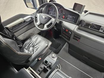 TGX 41.680 8X4/4 BLS / WSK - 250 T / RETARDER